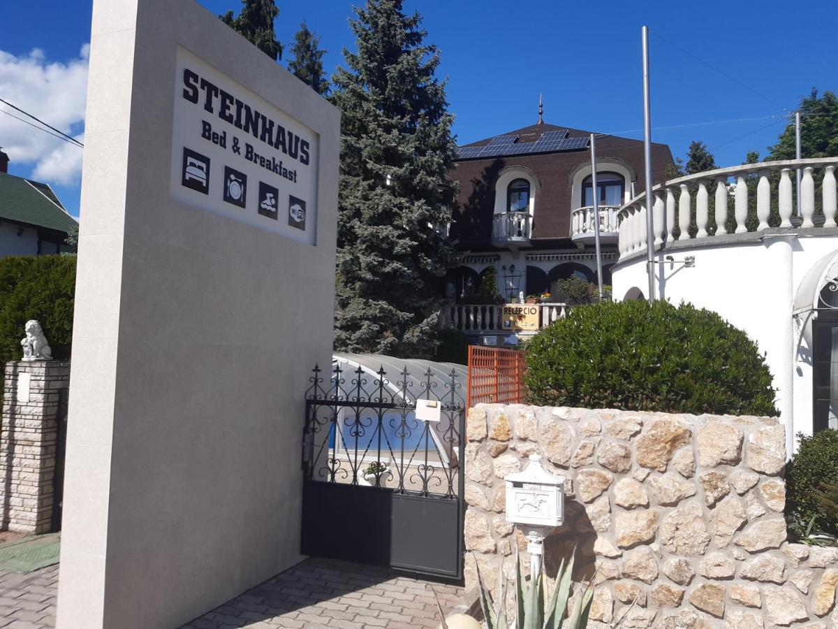 Steinhaus Bed & Breakfast Кестхей Екстер'єр фото