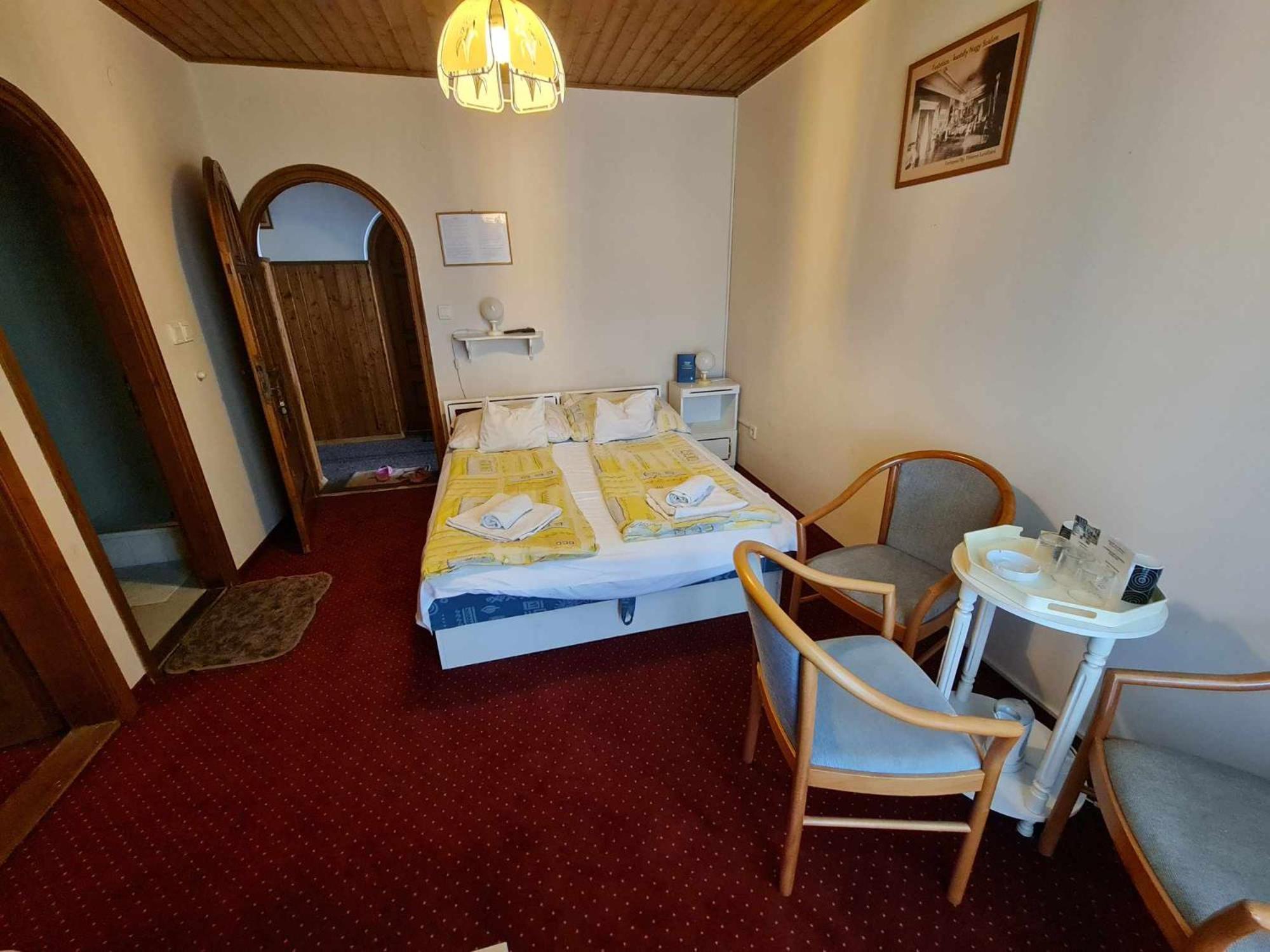 Steinhaus Bed & Breakfast Кестхей Екстер'єр фото