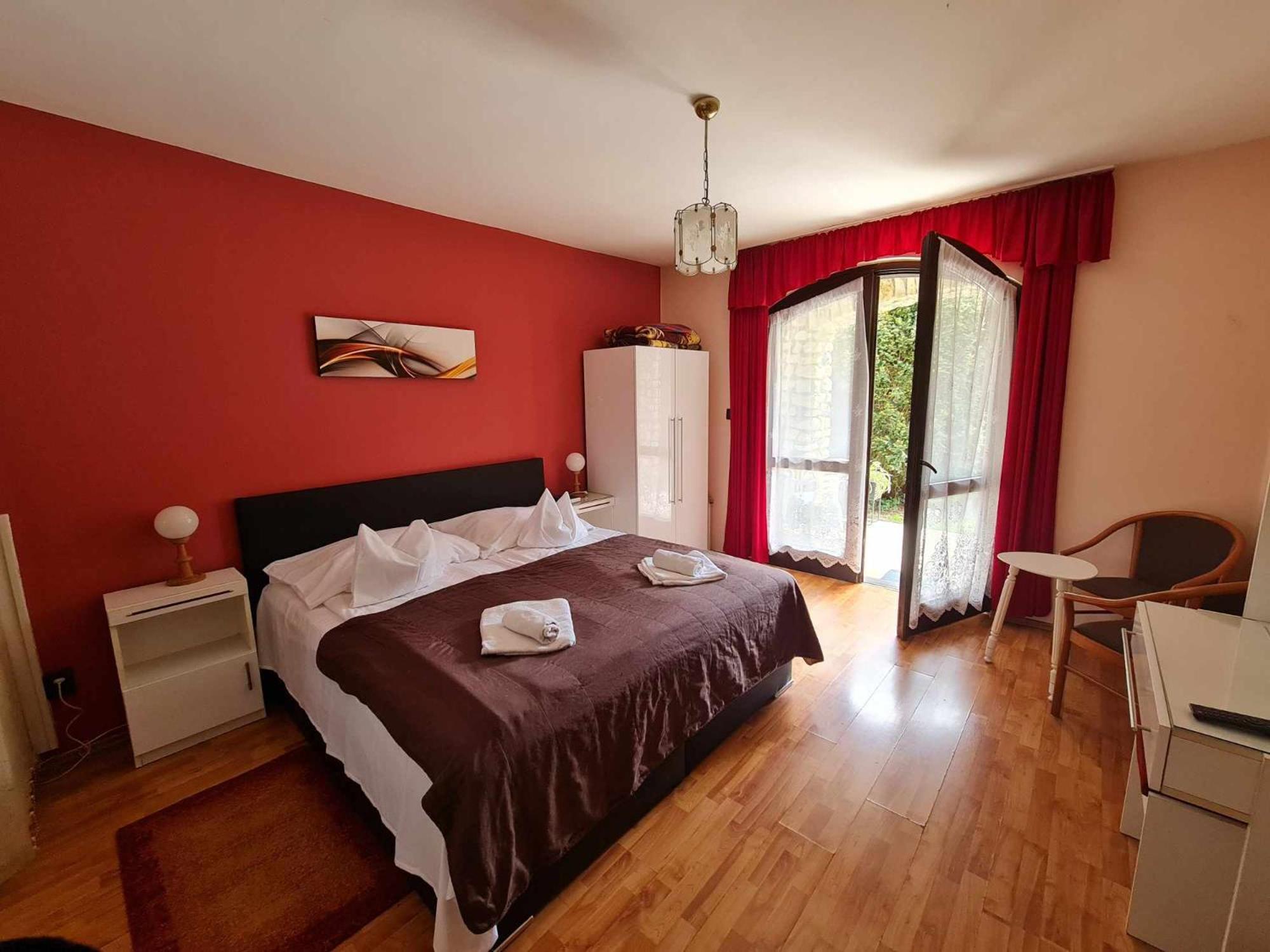 Steinhaus Bed & Breakfast Кестхей Екстер'єр фото