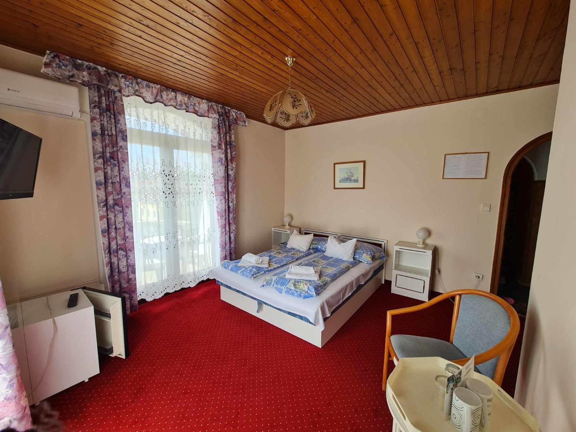 Steinhaus Bed & Breakfast Кестхей Екстер'єр фото
