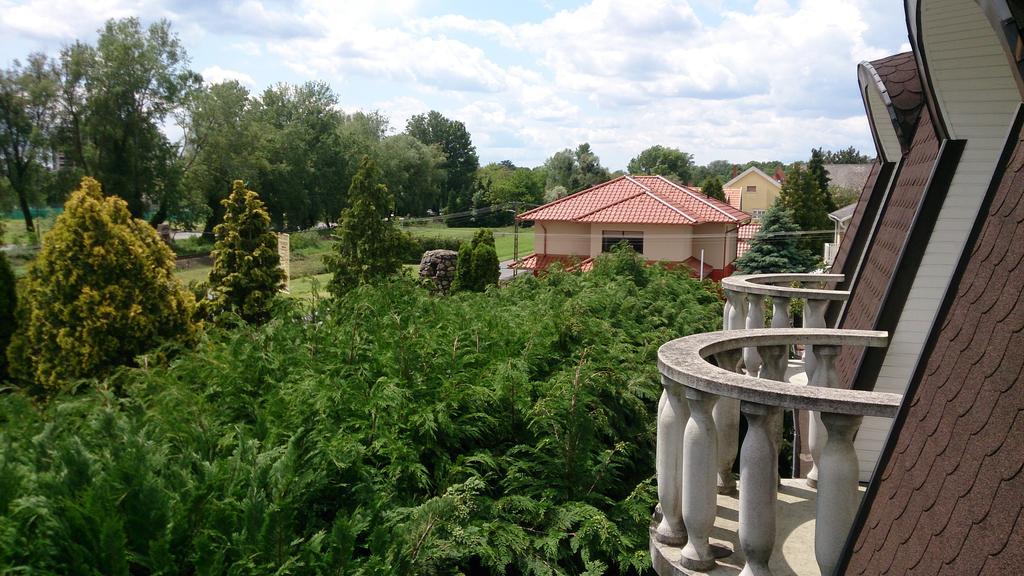 Steinhaus Bed & Breakfast Кестхей Екстер'єр фото